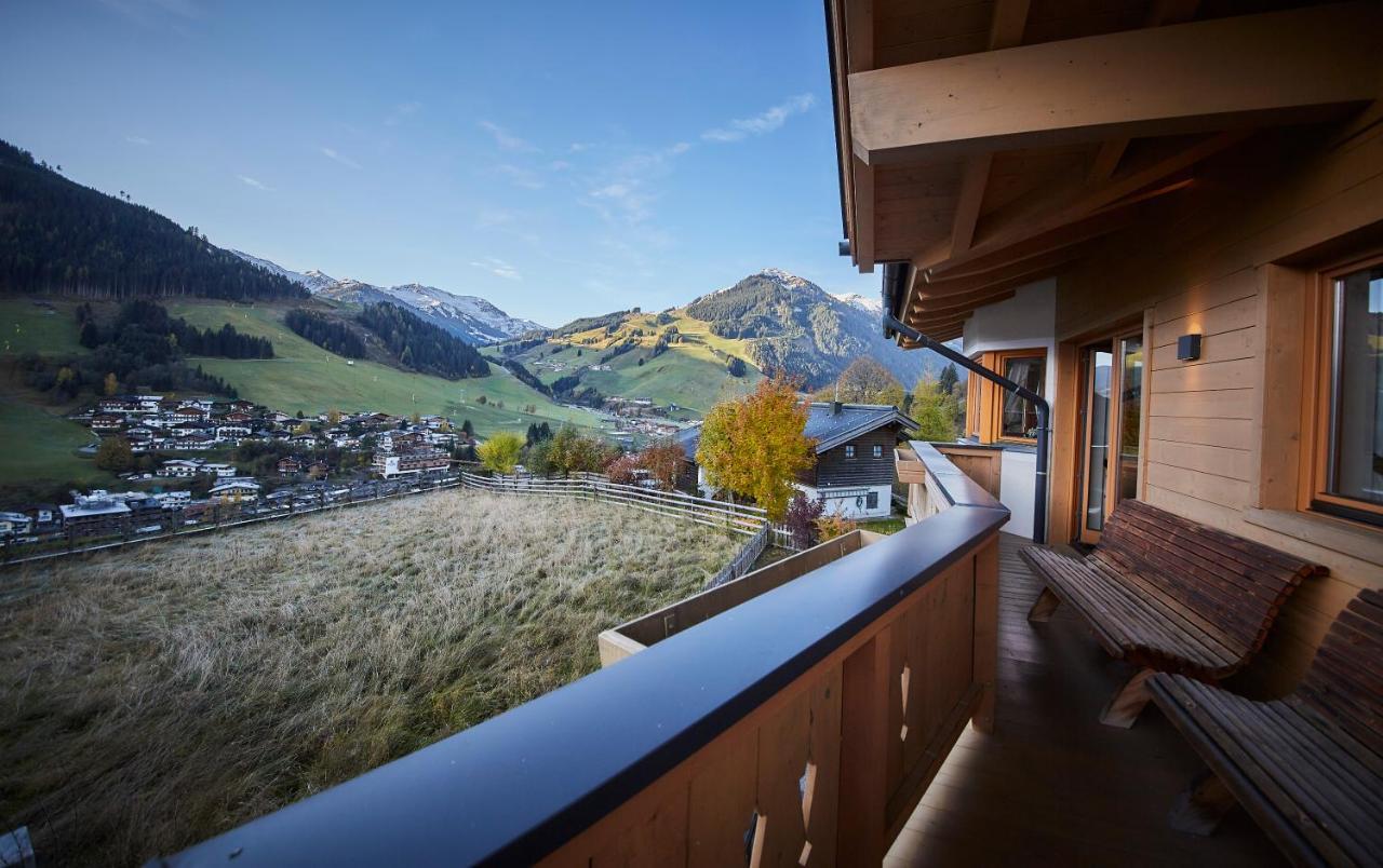 Appartements Hollandia Saalbach-Hinterglemm Zewnętrze zdjęcie